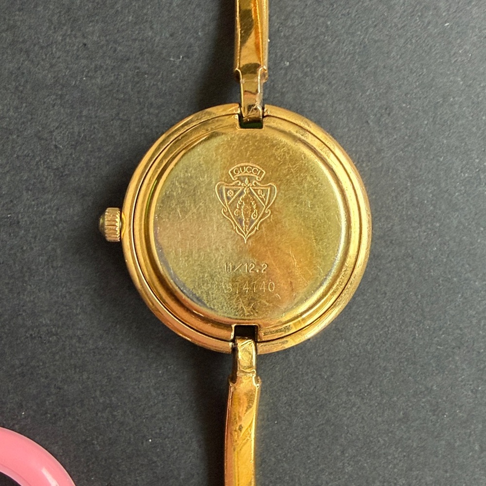 Gucci Gold Tone Bracelet Watch with Interchangeable Color Bezels - Picture 8 of 16
